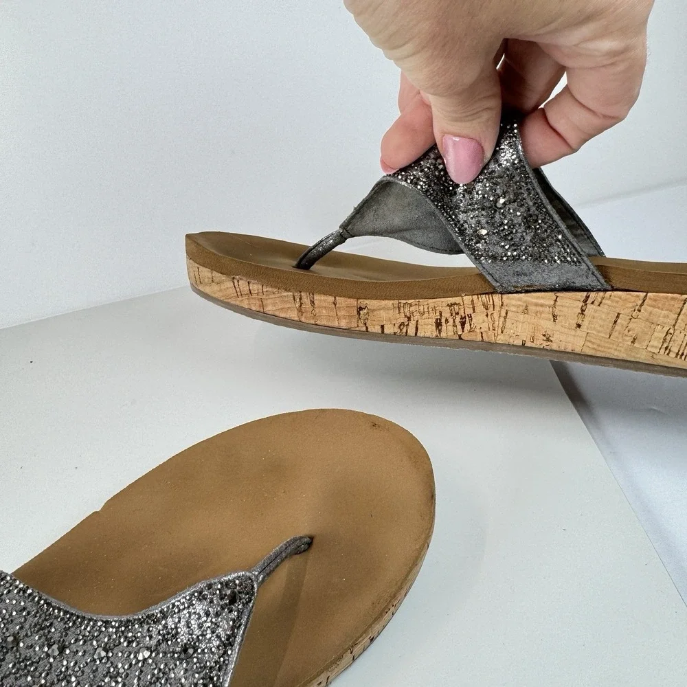 Yellow Box Crystal Wedge Sandals Sz 7 Silver Glitter Rhinestone‎ Flip Flops - Picture 9 of 16